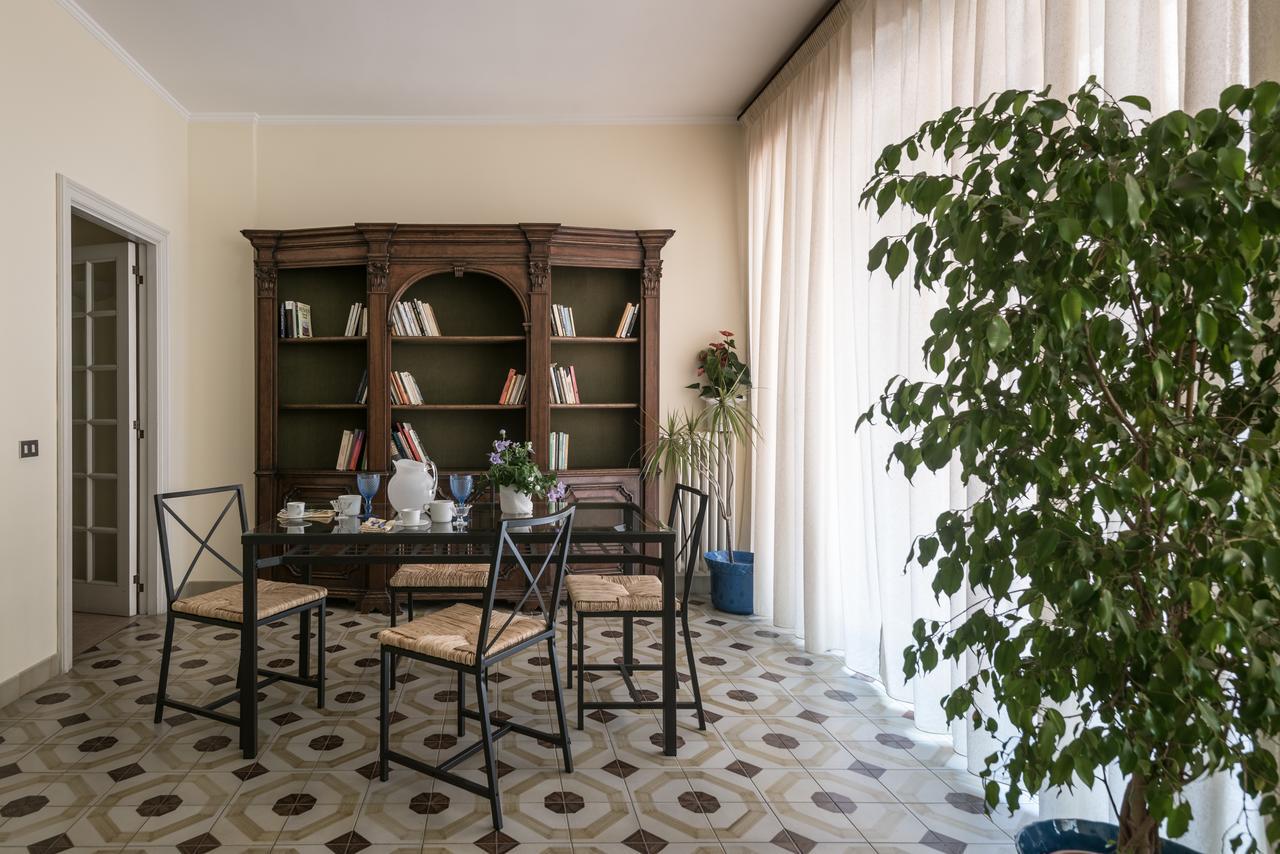 Suite della villa Lecce Esterno foto